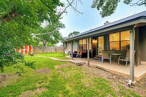 Modern Cedar Park Home: 20 Mi to Downtown Austin!