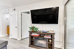 Hilton Head Condo: Screened Balcony, Walk to Beach