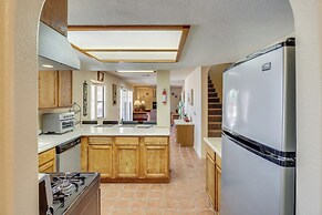 Pet-friendly Bullhead City Home ~ 2 Mi to River!