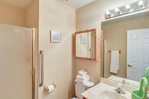 Pet-friendly Bullhead City Home ~ 2 Mi to River!