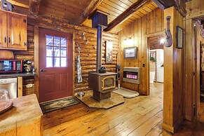 Lake & Beach Access at Lake Luzerne Cabin!