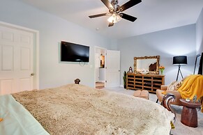 Shared Game Room & Lake Access: Hiram Apartment