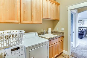 Redmond Golf Getaway - Near Smith Rock State Park!