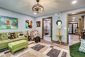 Infinity Pool + Mtn Views: Luxe Talking Rock Home