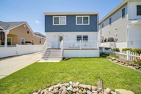 Walkable Brigantine Condo, 4 Mi to Atlantic City!