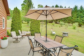 Pet-friendly Georgia Home w/ Pool Access!