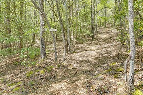 'wanderlust Cabin' w/ Deck & Lovely Mountain Views