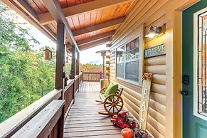 'wanderlust Cabin' w/ Deck & Lovely Mountain Views