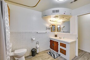 El Centro Retreat Near Local Parks & Golf Courses