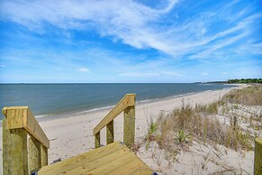 Cape Charles Home: Private Pier & Beach-front Deck