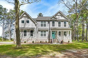 Cape Charles Home: Private Pier & Beach-front Deck