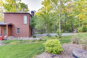 Waterfront Lancaster Cabin ~ 10 Mi to Kilmarnock!