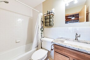 Waterfront Lancaster Cabin ~ 10 Mi to Kilmarnock!