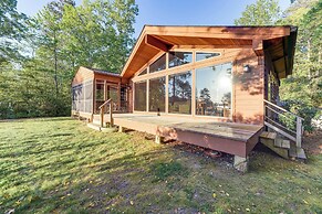 Waterfront Lancaster Cabin ~ 10 Mi to Kilmarnock!