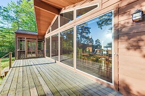 Waterfront Lancaster Cabin ~ 10 Mi to Kilmarnock!