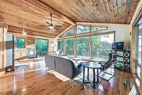 Waterfront Lancaster Cabin ~ 10 Mi to Kilmarnock!