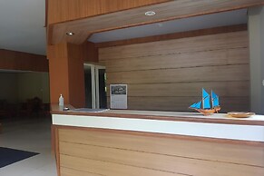 OYO 93918 Wisma Tulip Near Masjid Besar Desa Tanabangka