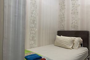 OYO 93918 Wisma Tulip Near Masjid Besar Desa Tanabangka