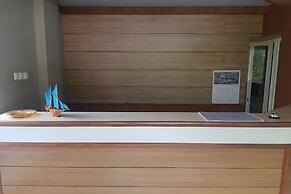 OYO 93918 Wisma Tulip Near Masjid Besar Desa Tanabangka