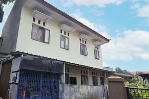 SPOT ON 93919 Murodi Syariah