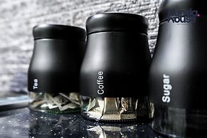 Kunda House Pershore 1268-1266