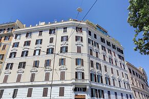 Colosseo Family Art 3BDR - Home and More