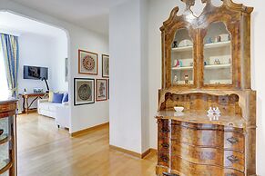 Colosseo Family Art 3BDR - Home and More