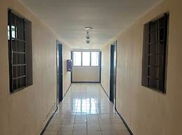 OYO 93945 The Suite Metro Apartemen By Sa