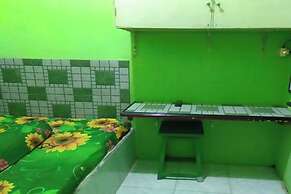 SPOT ON 93946 Wisma Kost & Penginapan Afilia Buana Syariah