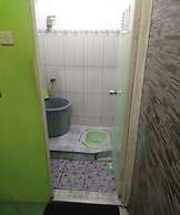 SPOT ON 93946 Wisma Kost & Penginapan Afilia Buana Syariah