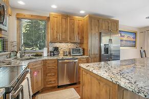 Valley Condos A10 4 Bedroom Townhouse by RedAwning