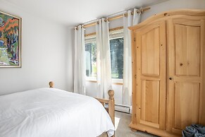 Valley Condos A10 4 Bedroom Townhouse by RedAwning