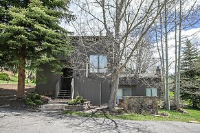 Valley Condos A10 4 Bedroom Townhouse by RedAwning