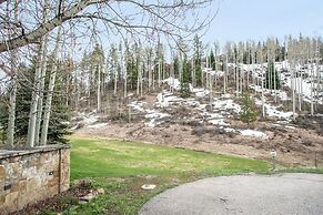 Valley Condos A10 4 Bedroom Townhouse by RedAwning