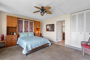 Island Surf 614 2 Bedroom Apts