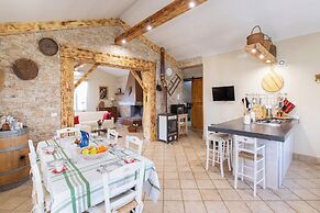 3888 Villetta tra Mari e Monti by Barbarhouse