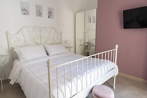 Syracuse Duplex Apartments with Terrace