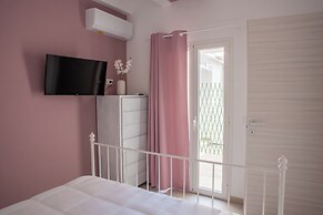 Syracuse Duplex Apartments with Terrace