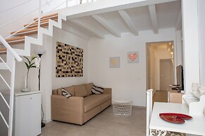 Syracuse Duplex Apartments with Terrace