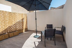 Syracuse Duplex Apartments with Terrace