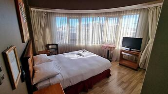 Hotel Dikran