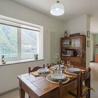 La Quiete in Laglio With 2 Bedrooms and 1 Bathrooms