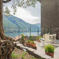 La Quiete in Laglio With 2 Bedrooms and 1 Bathrooms