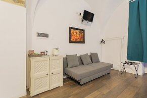 Bari Red Rooms by Wonderful Italy