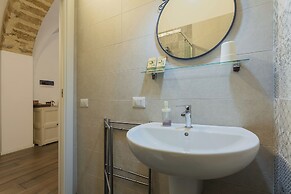 Bari Red Rooms by Wonderful Italy