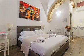 Bari Red Rooms by Wonderful Italy
