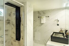 Victoria Suites Corfu