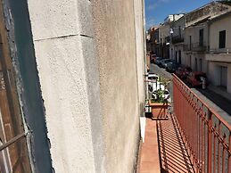 Casa Vacanze Relax Etna With Stunning Natural Beauty View