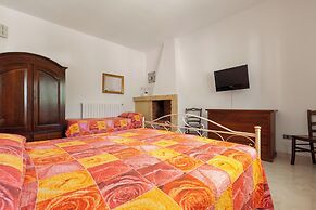 3891 Tenuta Maria by Barbarhouse