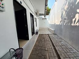 OYO 93962 Jm Guest House